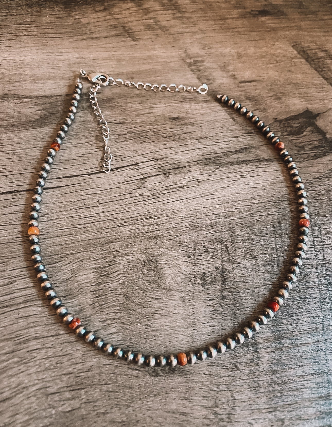 The Bijoux Fab - 4 mm Navajo Pearls W/ Orange Spiny Chips