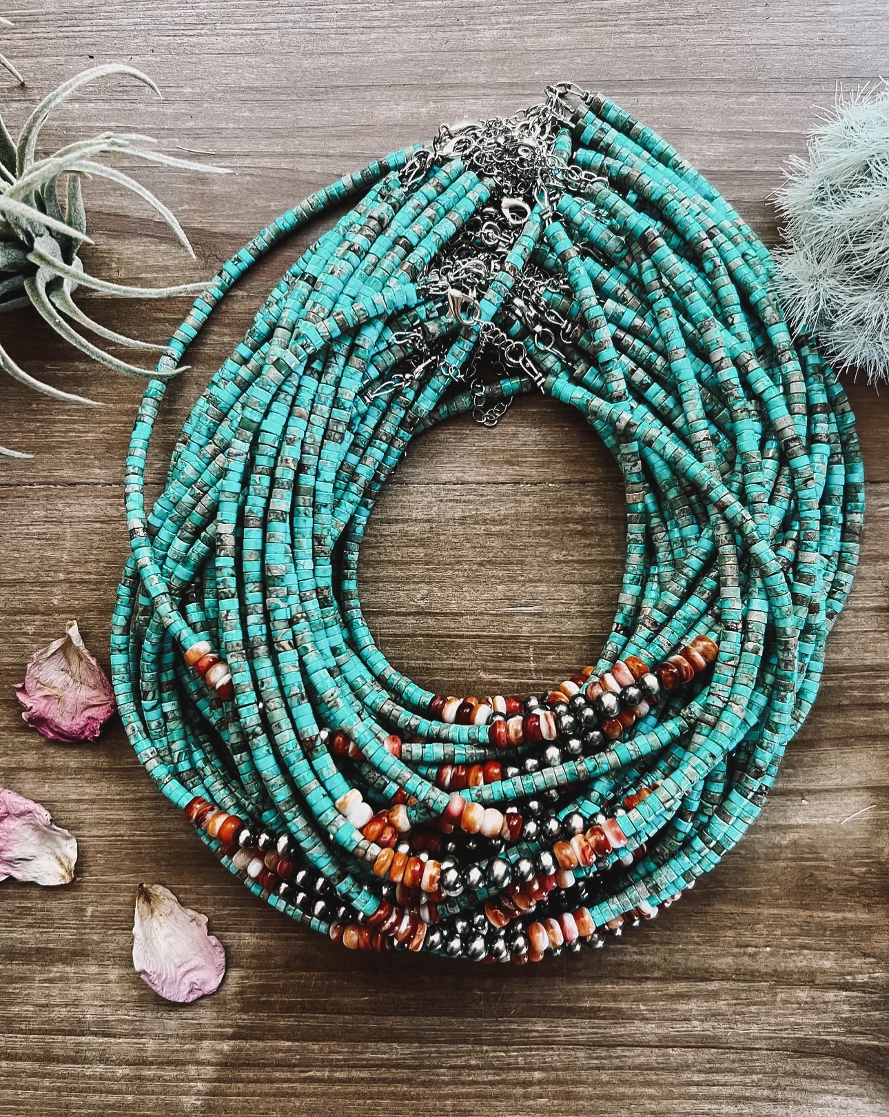 The Bijoux Fab - Authentic Turquoise Chips W/ Orange Spiny and Pearls