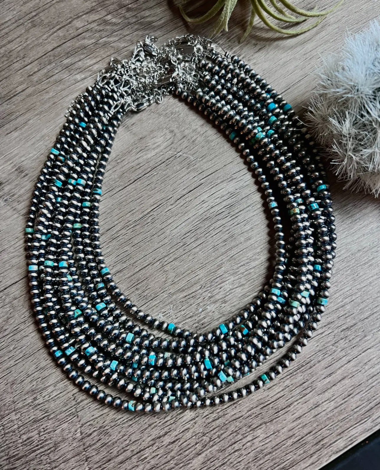 The Bijoux Fab - 4mm Navajo Pearls W/ Turquoise