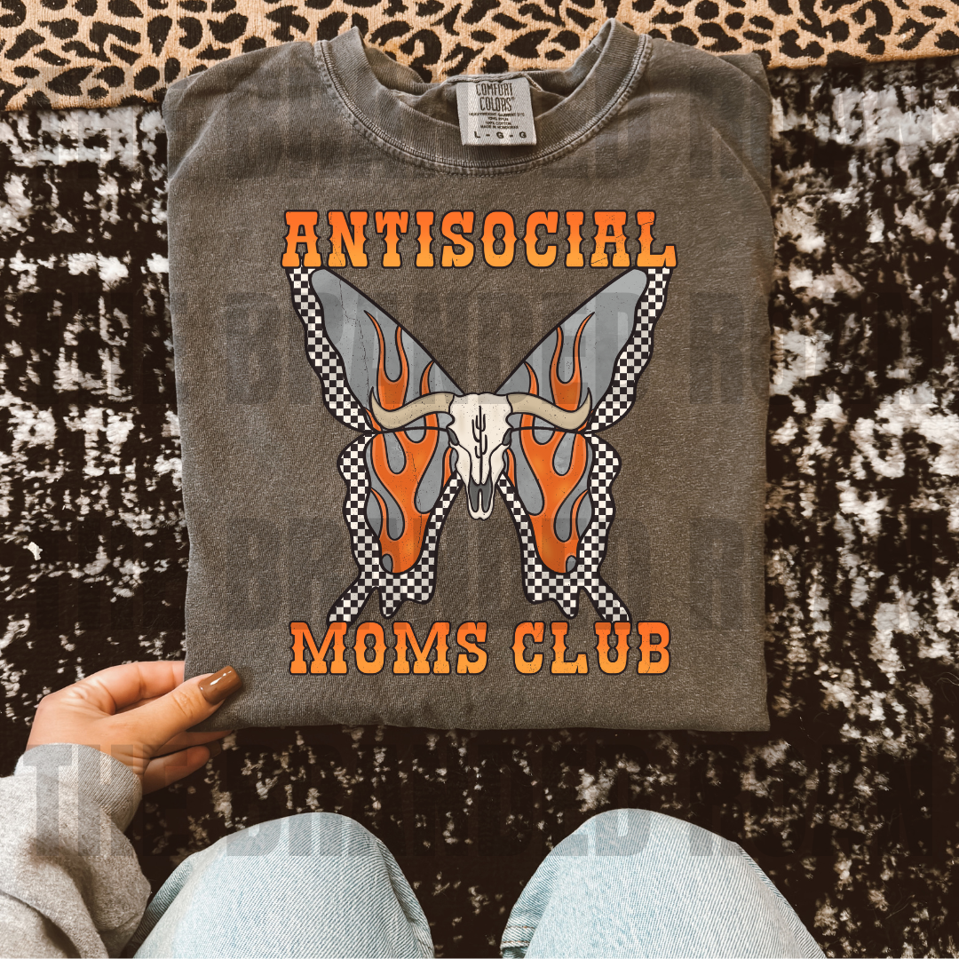 Antisocial Moms Club Tee